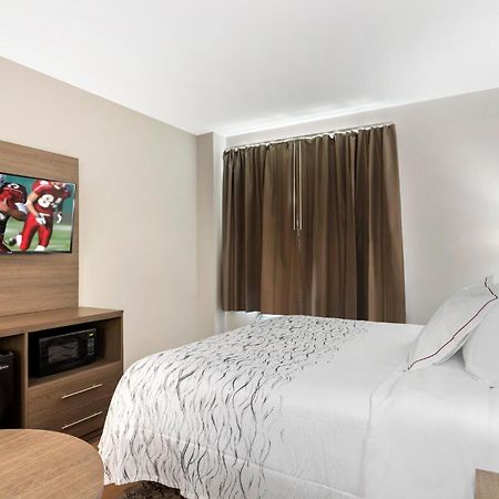 Red Roof Inn Plus Jamaica, Ny - Jfk Airport New York Exterior photo