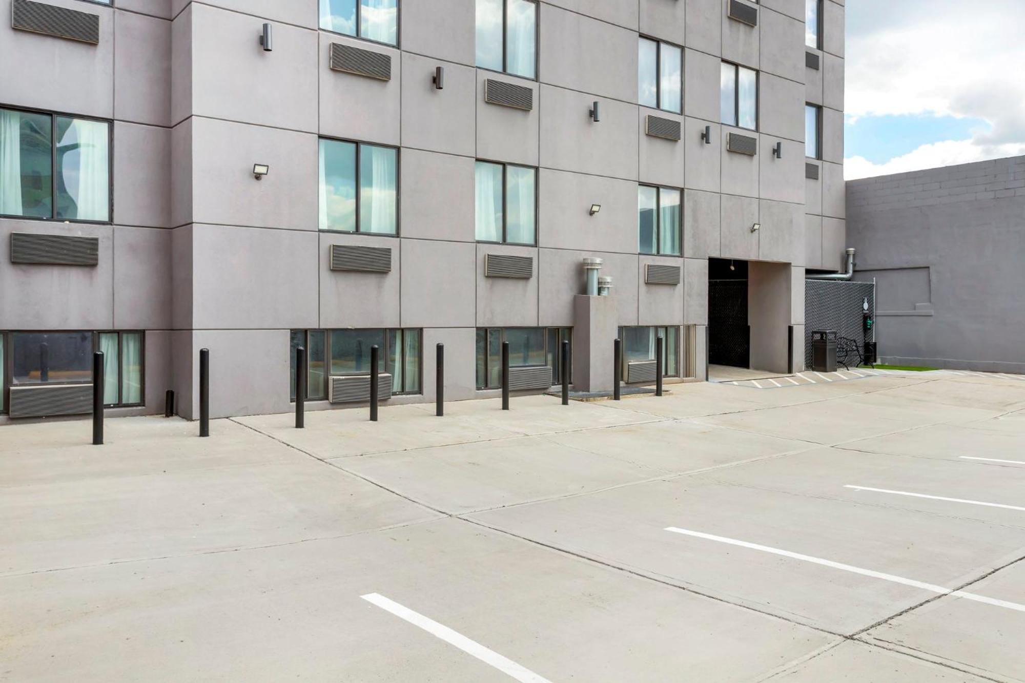 Red Roof Inn Plus Jamaica, Ny - Jfk Airport New York Exterior photo